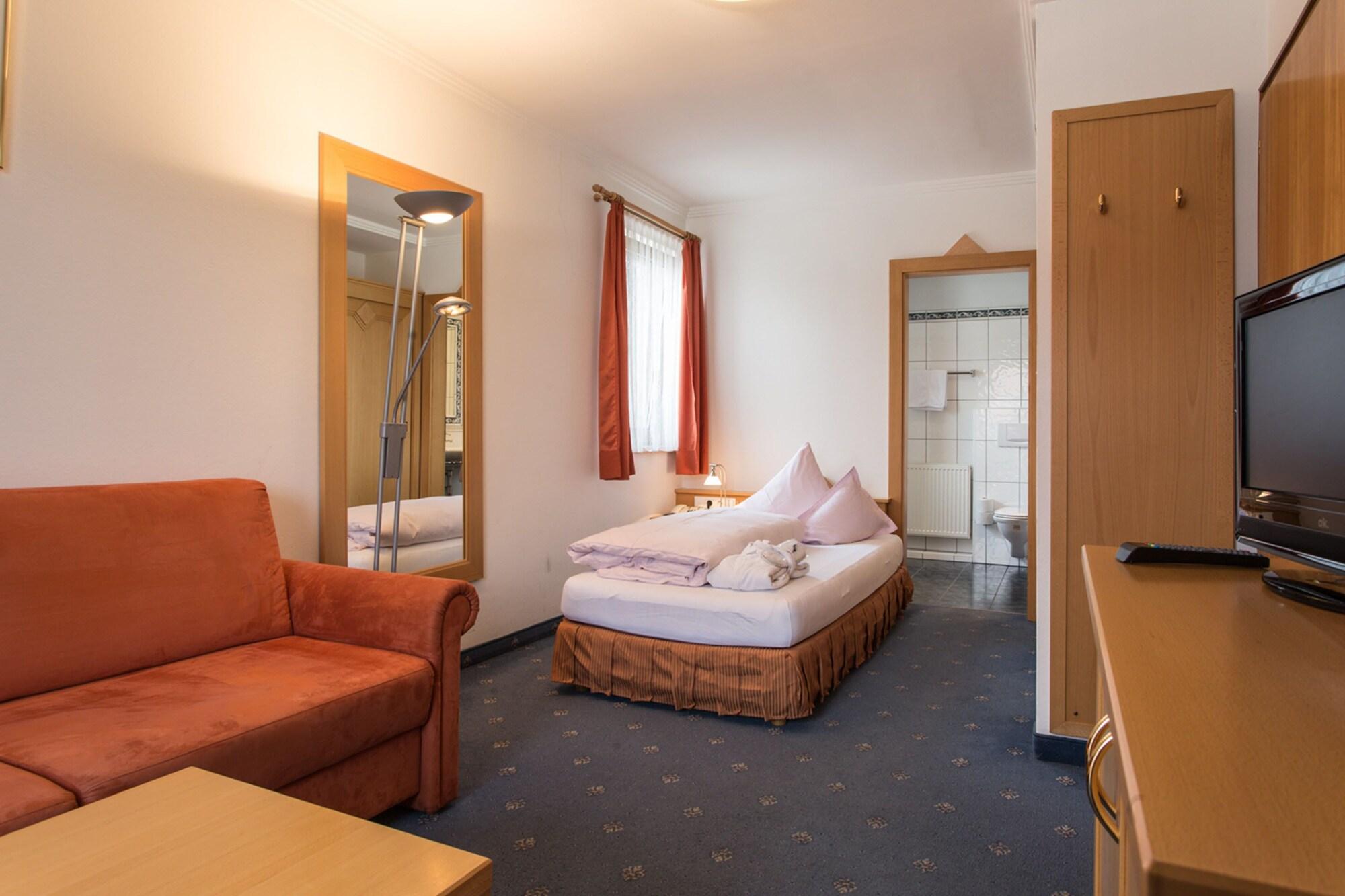 Solstein Hotel 4*